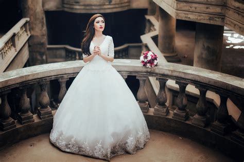 femme asiatique mariage|Mariées asiatiques en ligne en 2023: choisissez une belle femme。